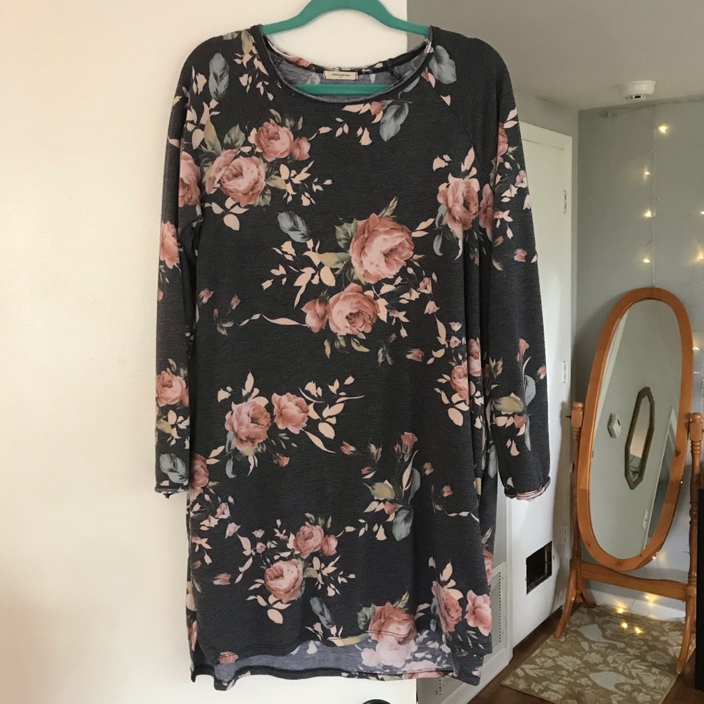 12 PM by Mon Ami heather grey floral shirt dress
